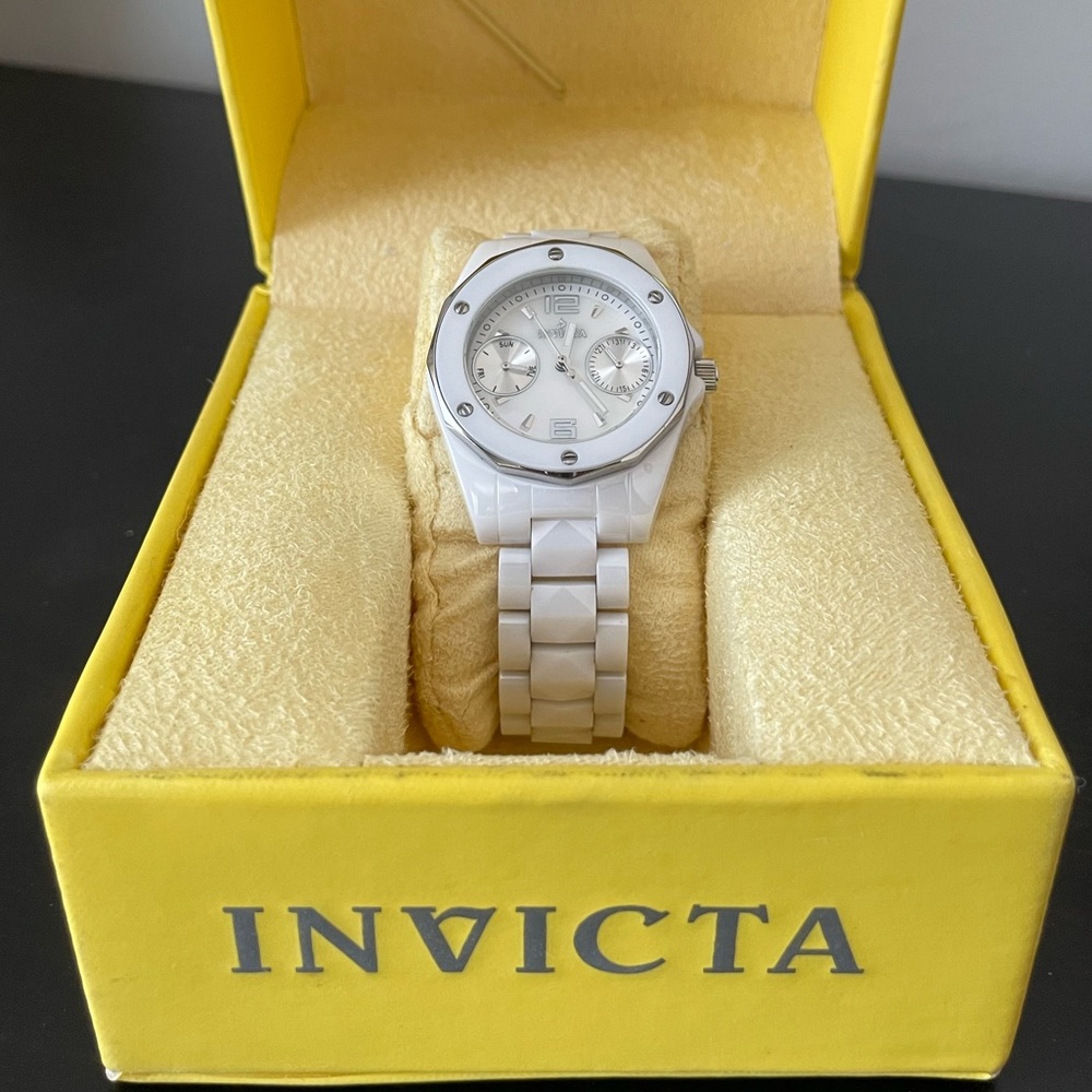 White Ceramic Invicta Watch